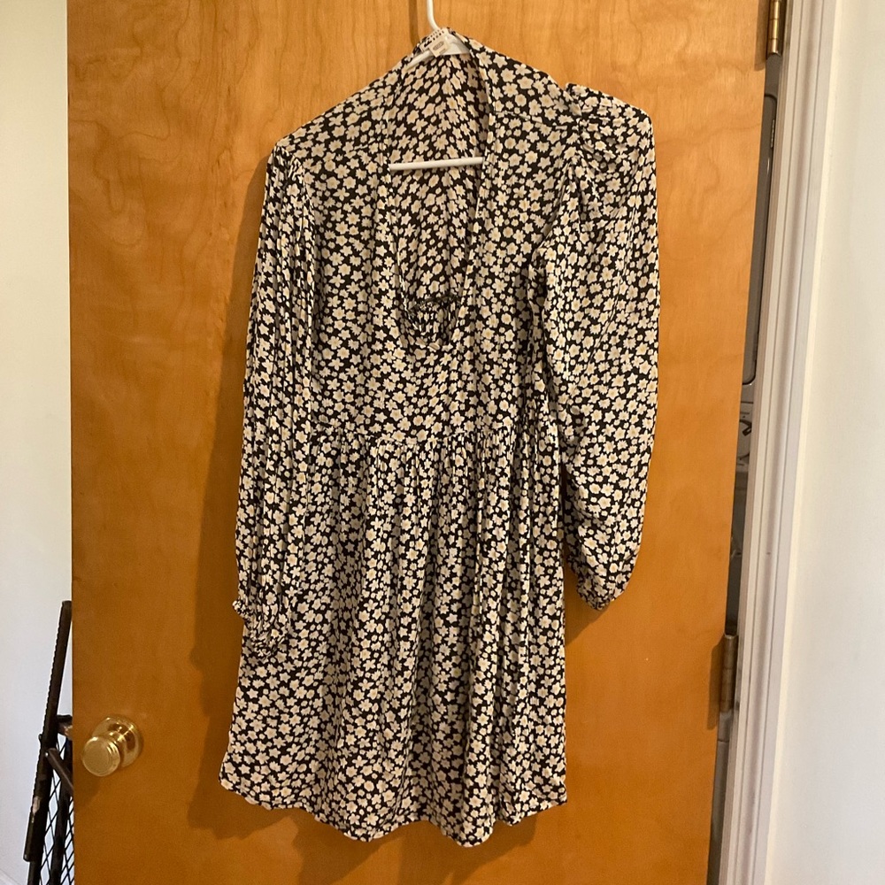 Billabong Black and White Floral Dress/Tunic